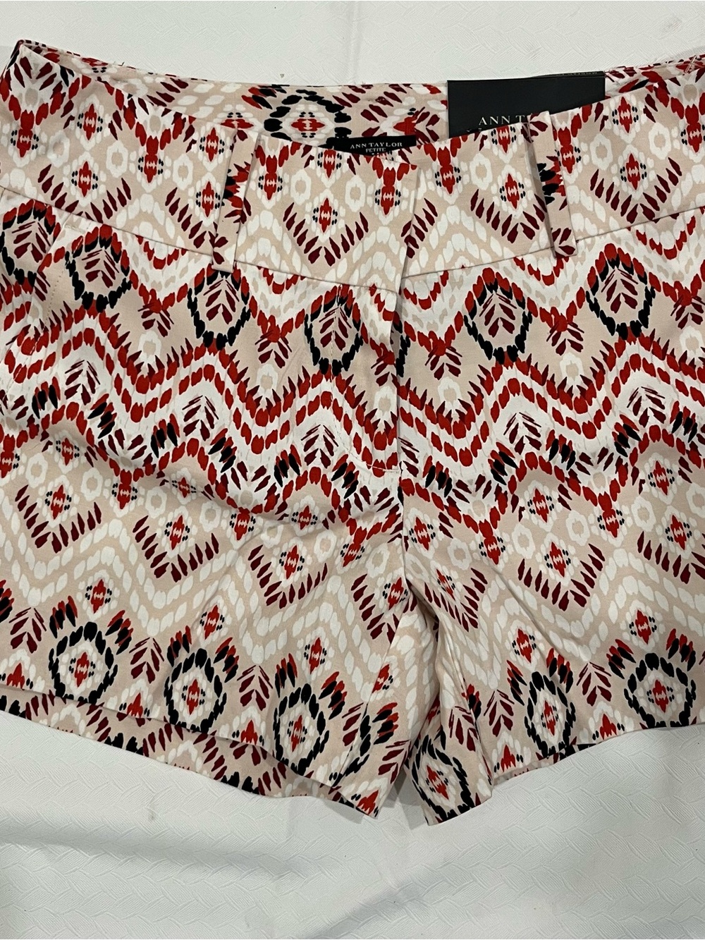 Ann Taylor Beige Red Black Printed Waistband Shorts